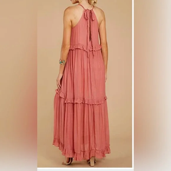 Listicle Pink Layered Maxi Dress - Picture 5 of 5